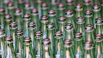 Назарбаев о теневом обороте алкоголя: Деньги мешками раздают в Астане и Алматы