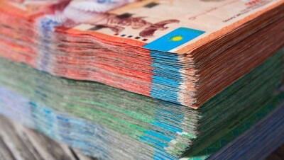 40 млн тенге изъяли во время обысков по делу "Гарант24 Ломбард" и "Еstate Ломбард"