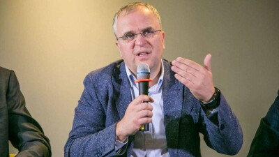 Главный исполнительный директор Beeline Казахстан прокомментировал сделку "Казахтелекома" и Kcell