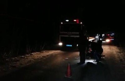 Насмерть сбили мужчину на улице без фонарей в Алматы