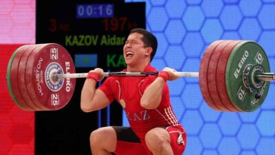 Штангист Айдар Казов выиграл для Казахстана вторую золотую медаль на Универсиаде