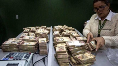 Инфляция в Венесуэле составила 1 700 000% по итогам 2018 года