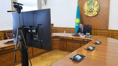 Бакытжан Сагинтаев провёл онлайн-совещание с главврачами больниц Алматы