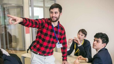 В Haileybury прилетели студенты одного из лучших вузов мира. Чему они обучают казахстанских школьников? 