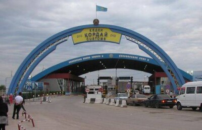 Брат генпрокурора Кыргызстана пытался ввезти в Казахстан гашиш