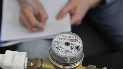 Счётчики электричества и воды устанавливают в домах и на предприятиях Туркменистана