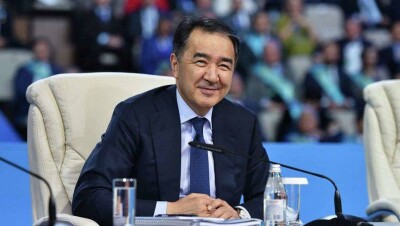 Аким Алматы Бакытжан Сагинтаев открыл аккаунты в соцсетях: Готов к диалогу с вами