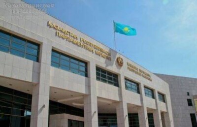 Политпартии "Ак жол", "Бірлік" и "Ауыл" выступили с заявлениями