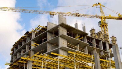 Шесть компаний добавили в список застройщиков, не имеющих разрешения на привлечение средств дольщиков