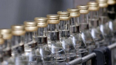 Минимальную цену на водку поднимает Правительство РК