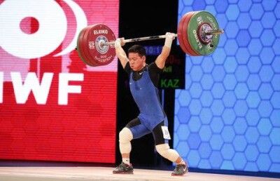 Казахстанский тяжелоатлет провалил первый день Чемпионата мира в Хьюстоне