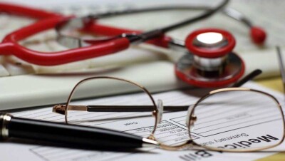 За плохую работу освобождены от должности руководители городских поликлиник Алматы