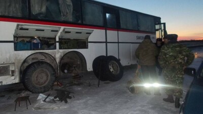 Детская хоккейная команда едва не замёрзла на дороге в Акмолинской области