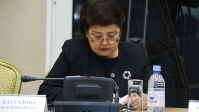 Скандалы с депутатами заставляют пересмотреть выборную систему - Батталова