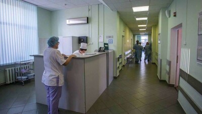 В детской больнице Астаны у младенца развилась гангрена ноги. Родители винят врачей