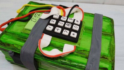 Торт приняли за взрывное устройство в Костанае