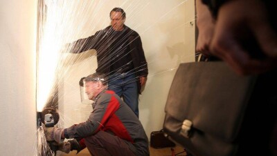 Изымать входные двери у квартировладельцев с долгами за тепло будут власти Семея