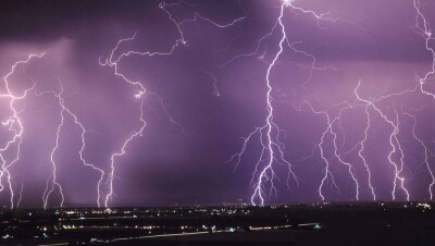 Жителей Астаны и Акмолинской области предупредили о граде