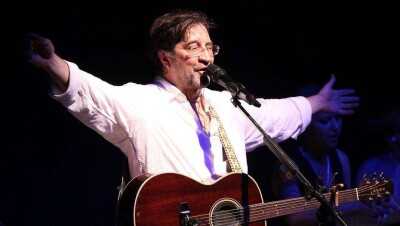 Группа ДДТ даст большой концерт на "Алматы Арене"