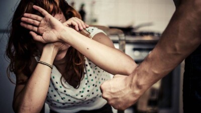 Противостоять бытовому насилию в семьях мешают существующие законы