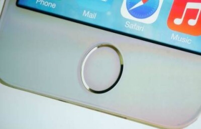 Из iPhone уберут единственную кнопку на передней панели