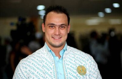 Илья Ильин поразил поклонников своим танцем под песню Кайрата Нуртаса