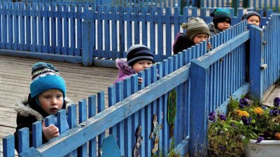 Опытом Грузии по борьбе с сиротством поделилась известный социальный работник