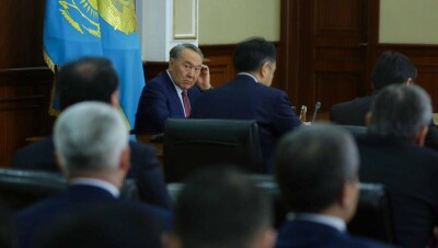 Назарбаев начал поиск "пятой колонны" внутри Правительства