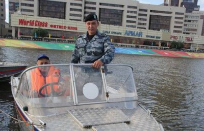 Полицейский спас тонущего мужчину в Астане