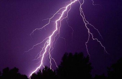 В Восточном Казахстане пастух погиб от удара молнии