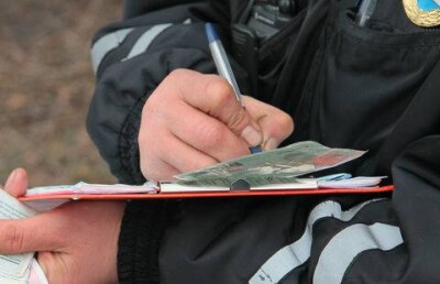 ДТП помешало полицейскому из Алматы получить взятку