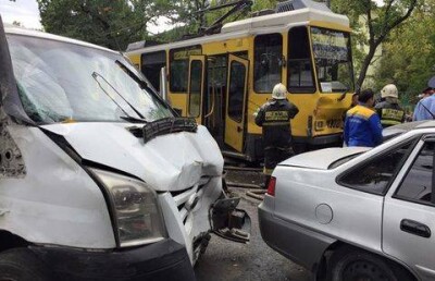 Механик, вагоновожатая и её наставница предстанут перед судом за ДТП с трамваем в Алматы