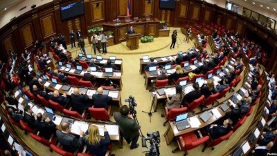Парламент Армении во второй раз не избрал премьер-министра и будет распущен
