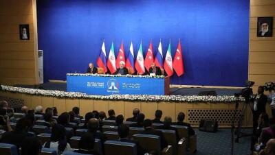 Продолжить переговоры в астанинском формате договорились главы России, Турции и Ирана