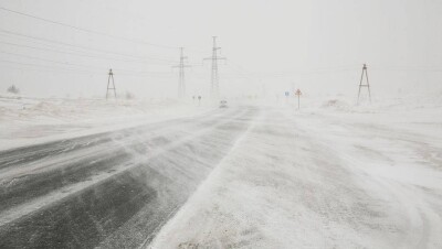 В трёх областях Казахстана закрыли дороги из-за непогоды