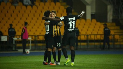 "Кайрат" пробился в полуфинал Кубка Казахстана по футболу