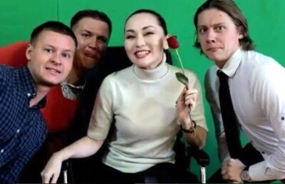 Баян Есентаева научила ОрыStar хвалить её на казахском