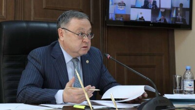 Аким Актюбинской области: Я лично убедился, что в коридорах больниц у нас никто не лежит