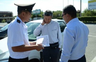 В Уральске инспекторы сами платили штрафы за нарушителей для улучшения статистики