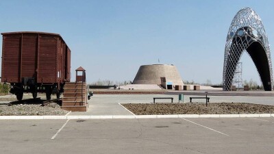 "Қайран анам жазықсыз азап тарттырған режимді, қанішер саясатты кешіре алмай, өксумен кетті"