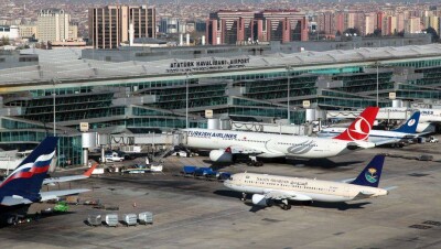 Казахстанец покончил с собой в аэропорту Стамбула