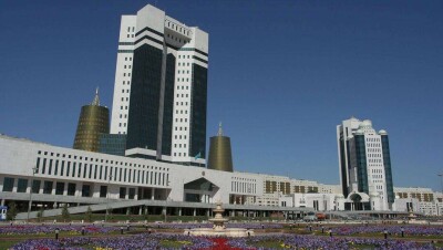 Токаев положительно оценил работу правительства в сложный период пандемии