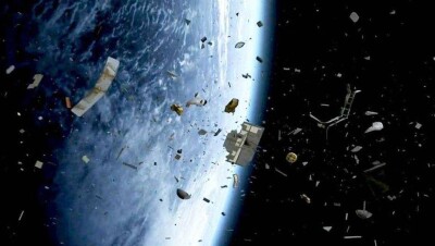 Около 1500 объектов космического мусора засоряют орбиту Земли