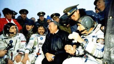 25 лет независимости. 1994 год – Мусабаев в космосе и решение о переносе столицы