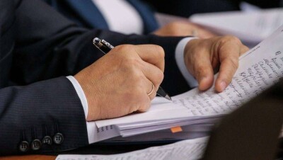 Мирзиёев разрешил узбекским госслужащим отдыхать по воскресеньям