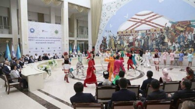 Карагандинская молодёжь встретилась с делегатами XXVII сессии Ассамблеи народа Казахстана