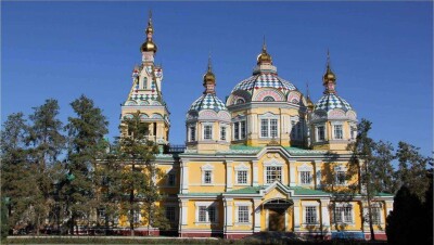 В храмах Алматы и Нур-Султана пройдут рождественские богослужения