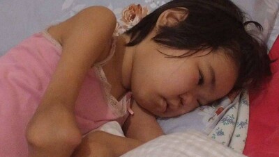 Аким Семея подключился к спасению 12-летней девочки с редким заболеванием
