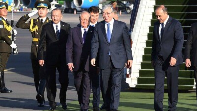 Президент Казахстана Касым-Жомарт Токаев прибыл в Узбекистан с первым государственным визитом