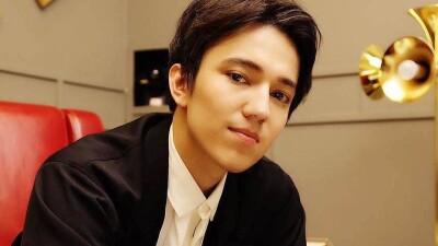 Димаш в полуфинале конкурса в Китае споёт песню Адриано Челентано